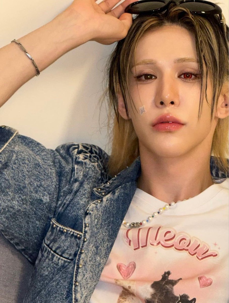 Barbieemuttii's tweet photo. โLooking good in jeansโ
#InEVOLwithXLOV #XLOV #์์ค๋ฌ๋ธ #EVOLSelcaDay #wumuti #SpringwithXLOV https://t.co/FxCnia2QD0