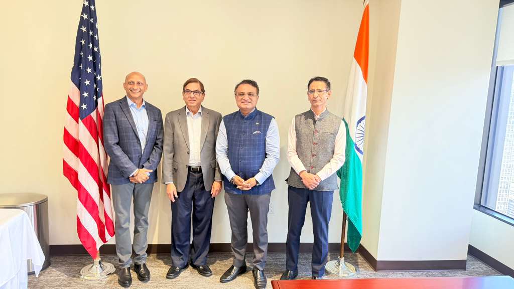 CGILosAngeles's tweet image. On Apr 13, CG @drkjsrini met with representatives of the Indian Film Festival of Los Angeles (@iffla), to discuss strengthening collaboration in the #film &amp;amp; #creative sectors. Discussions focused on promoting #IndianCinema, expanding cultural partnerships, and enhancing
