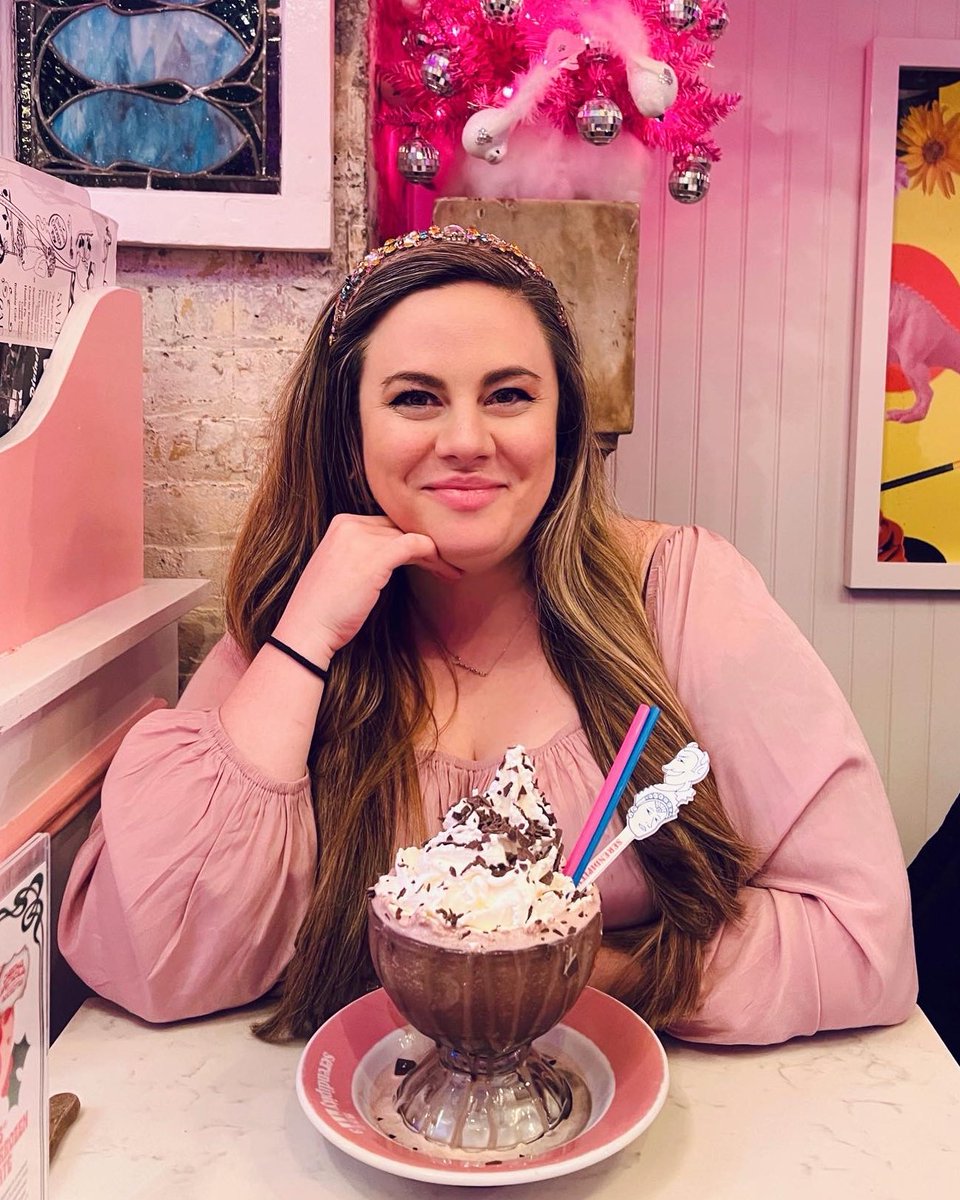 ali evans tweet media