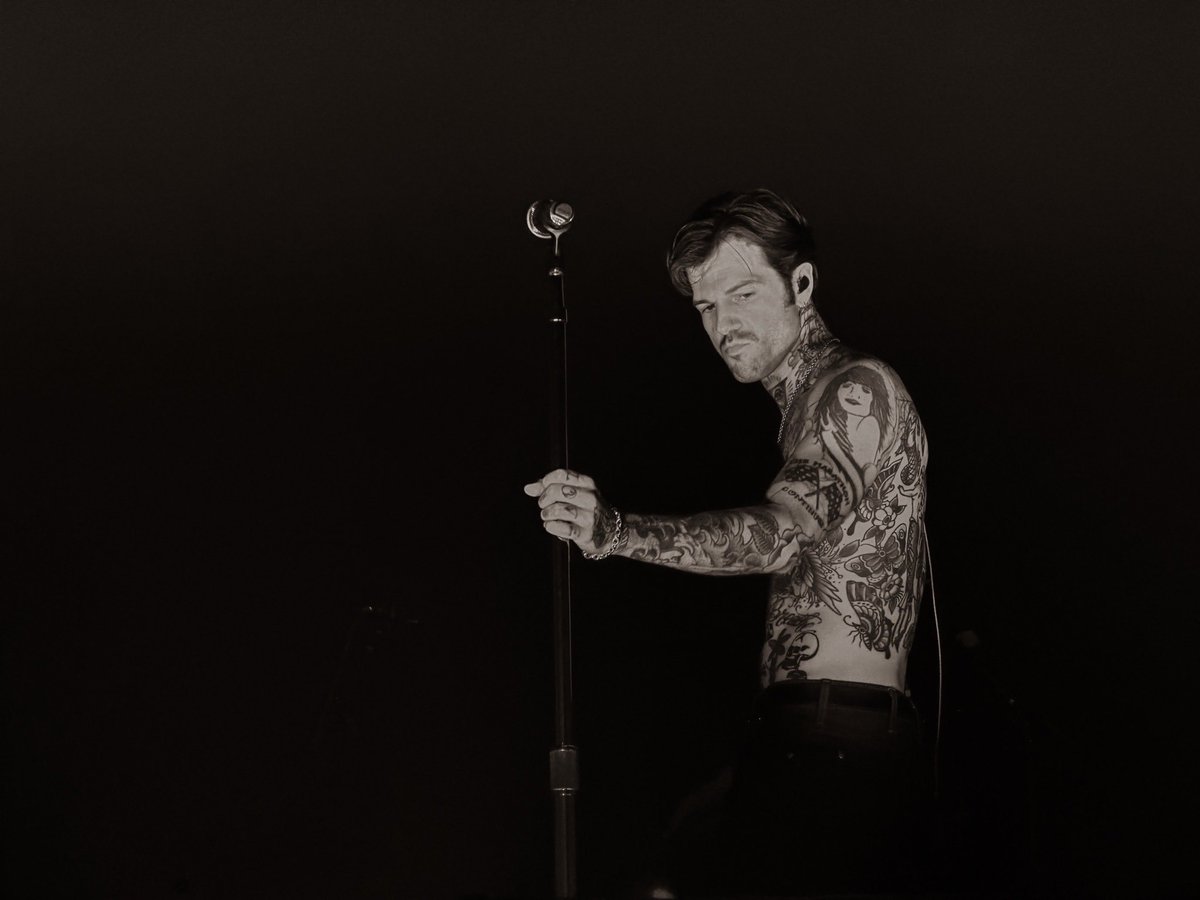 nbhd pics (@bestofnbhd) on Twitter photo 