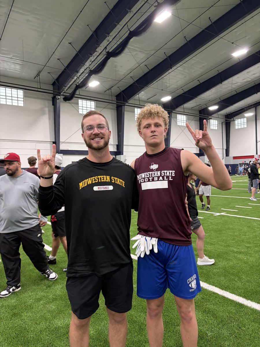 AustinDonoghue's tweet image. Thanks again for the invite @amsler_drew I had a great time showing my skills!  #hardwork #deepwaters @SHEP_up @_TheDreamIsHere @DP2Nice @MDonoghue1 @X_SpotsThaMark