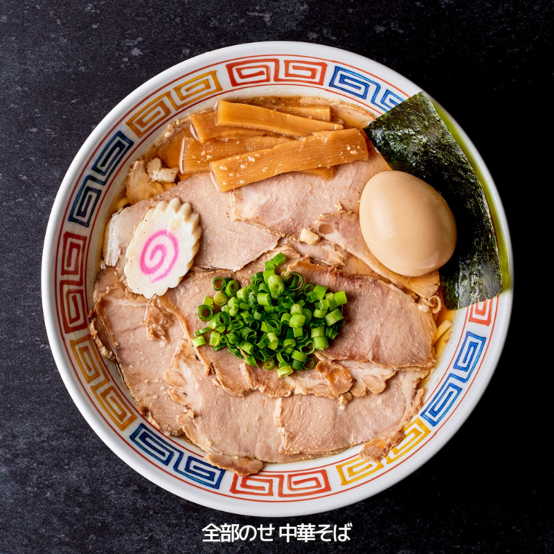 kayava_jp's tweet photo. 一杯で、いろいろ楽しみたい方へ🍜
人気のトッピングを贅沢にのせた「全部のせラーメン」
ひと口ごとに異なる味わいを楽しめる満足感のある一杯です!
KAYAVA.の魅力が詰まった一杯を、ぜひ✨
#KAYAVA #肉の日
≪ゴールデンウイーク期間の営業について≫
ゴールデンウィーク期間中、当店はカレンダー通り(平日・土曜日は通常営業、日曜・祝日休業)にて営業いたします。
皆さまのご来店を心よりお待ちしております!