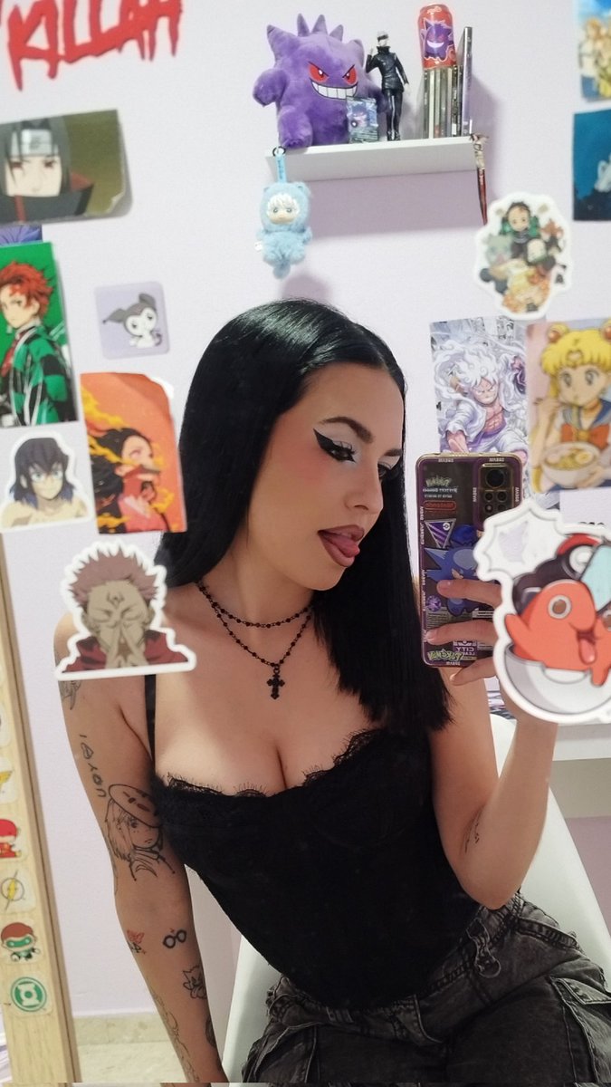 Jeennibr_'s tweet photo. 🖤🖤 https://t.co/47WNBq6xgS