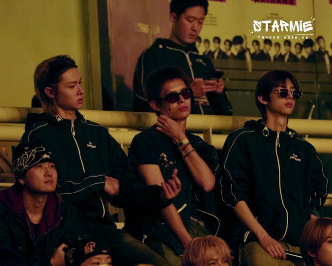 m (•̀ᵥᵥ•́) tweet media