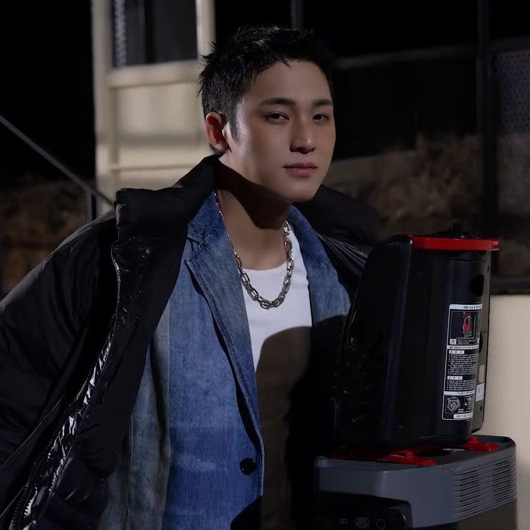 ᴡᴇɴᴅʏ | 𝘴𝘩𝘢𝘬𝘦 𝘪𝘵 𝘰𝘧𝘧 🎧 tweet media