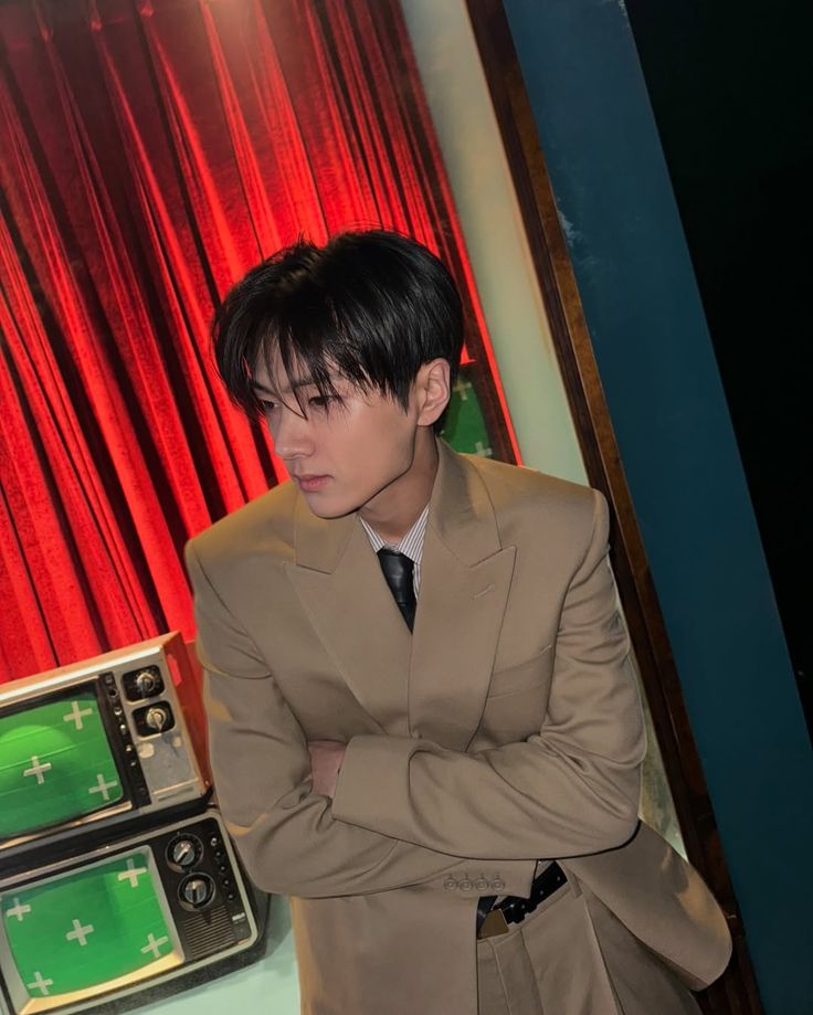 Ley Yang OT7 🇲🇽 | DV FOLLOW tweet media