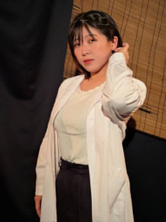 オハモニ〜♪🔅

この間の役では、浴衣と白衣でした👘🥼

あんまり挑戦したことのない大人な女性でしたが、もっと極めたい！今日この頃です！
ちょっと色気出せた気がしたブロマイド写真と一緒に🤭

ご来場ありがとうございました！

#陽気な太宰くん
