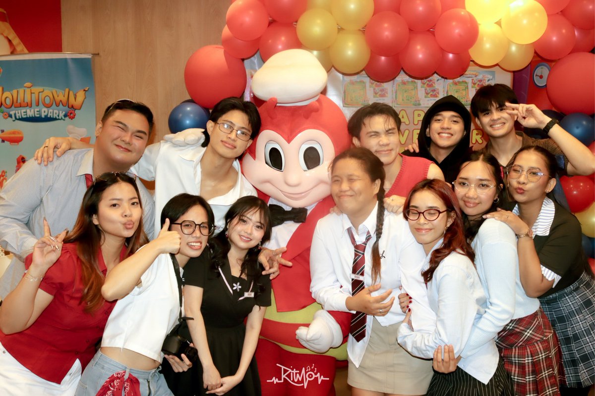 ritmo_ofc's tweet photo. A huge thank you to #Xerenade for gracing us with your time and presence, you made this anniversary celebration truly special! ✨

To the Admins who worked behind the scenes, thank you for all the hard work and heart you poured into this event. 

#RitmoFirstDayHigh
#RITMOversary https://t.co/mVJv7p7jYS
