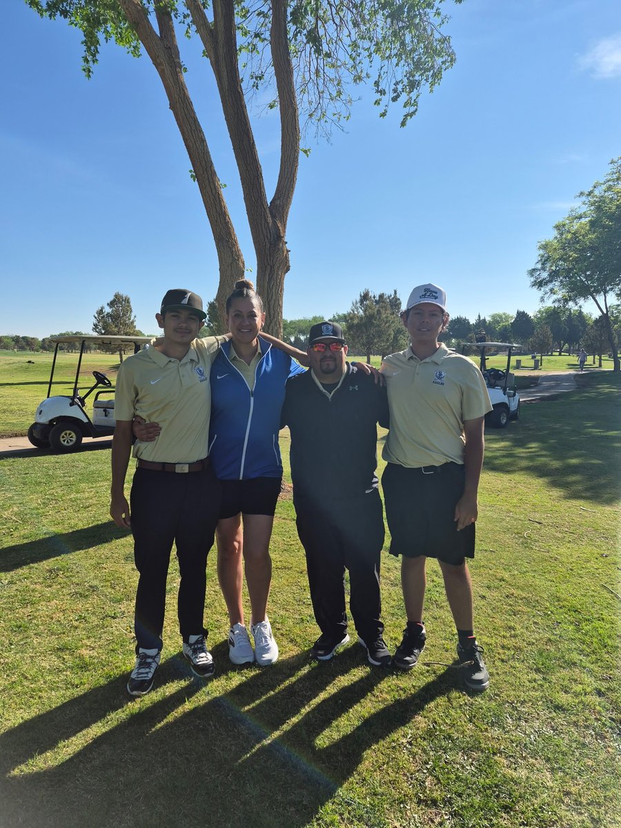 San Elizario HS Boys & Girls Golf Team tweet media