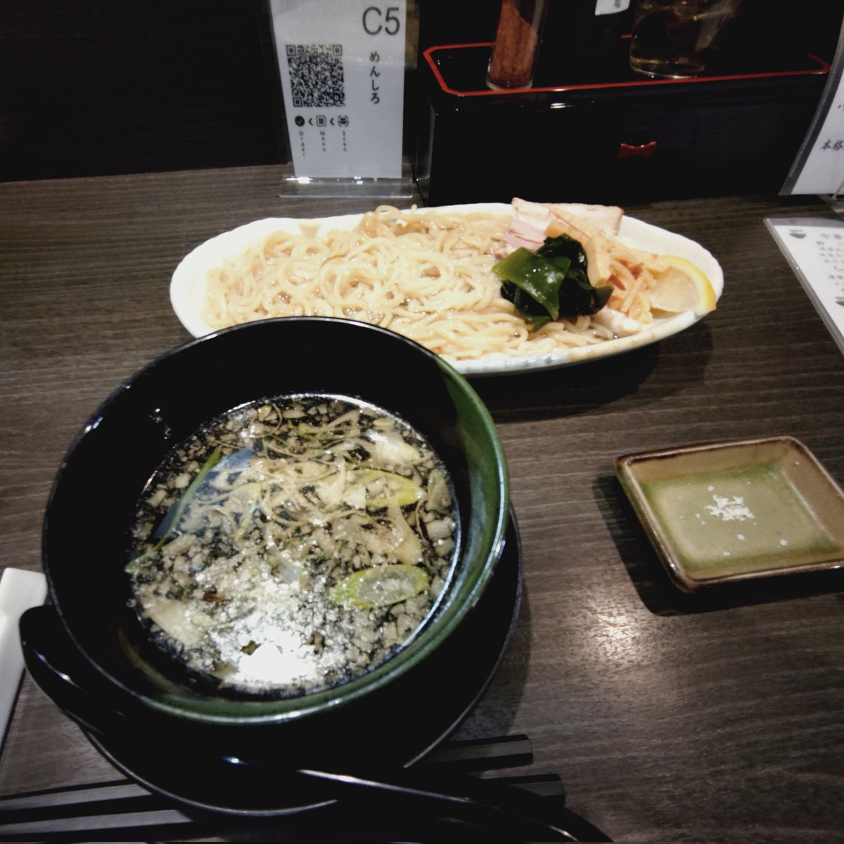 大磯 マイク興業#簡単なお仕事 tweet media