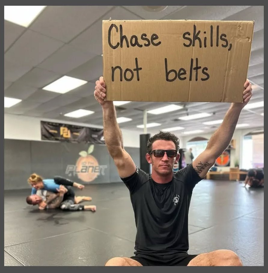 Andrew_Jitsu81's tweet image. Always 🤙

#BJJ #JiuJitsu