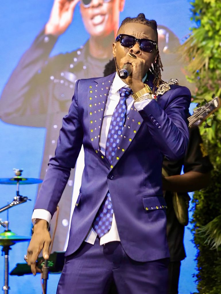 Classic105Kenya's tweet image. #NP: TUBONGE-JOSE CHAMELEONE
@ItsMainaKageni #MainaAndKingangi