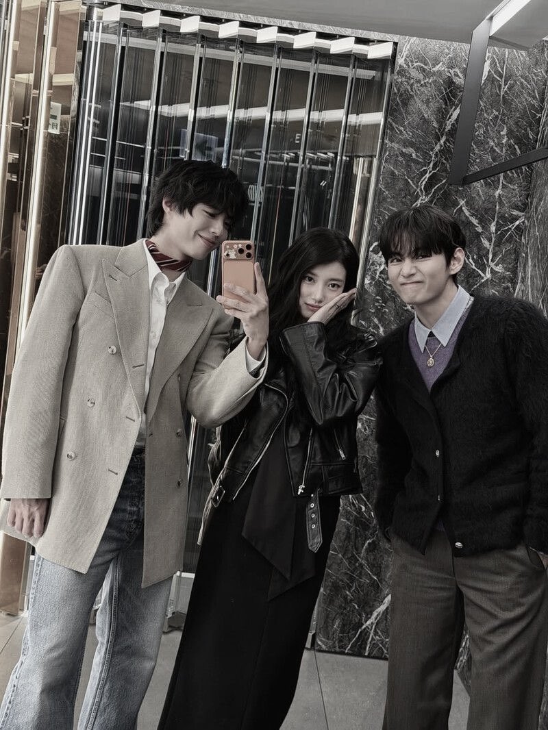 𝙍𝙞𝙘𝙝 Ajek. tweet media