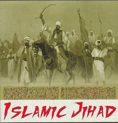 जेहाद अचानक नहीं होता, यह बहुत धीरे- धीरे होने वाली प्रक्रिया है जिसमें पहले काफिरो (हिन्दुओ) की ताकत को परखा जाता है और उनकी ताकत के हिसाब से तैयारी की जाती है।

जेहाद के पहले हर स्तर पर हिंदुओं को मानसिक रूप से तोड़ा जाता है। जेहाद चरण दर चरण चलने वाली प्रक्रिया है।

🫵🏻पहला