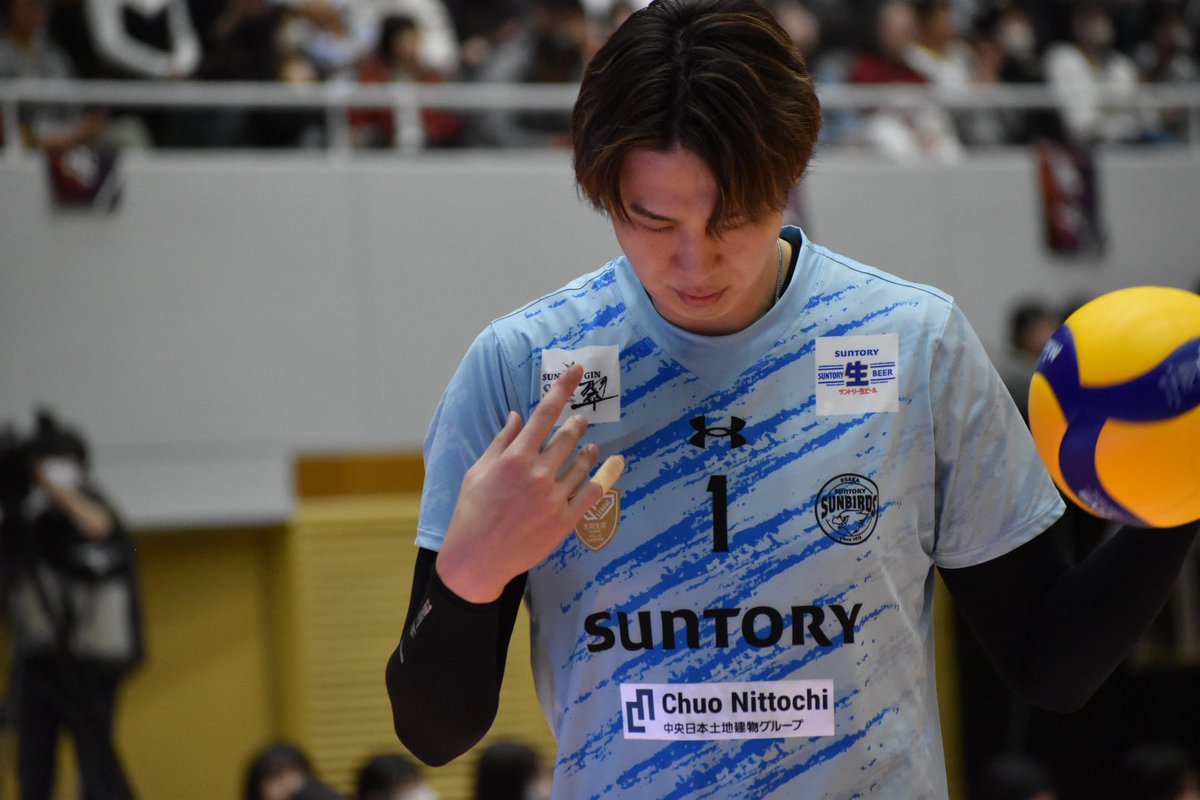 Bk8z3's tweet photo. #小野寺太志 選手
#サントリーサンバーズ大阪 https://t.co/bVvy44AAW3