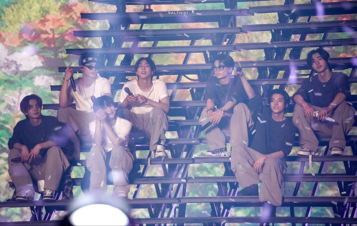 WaterHeely tweet media