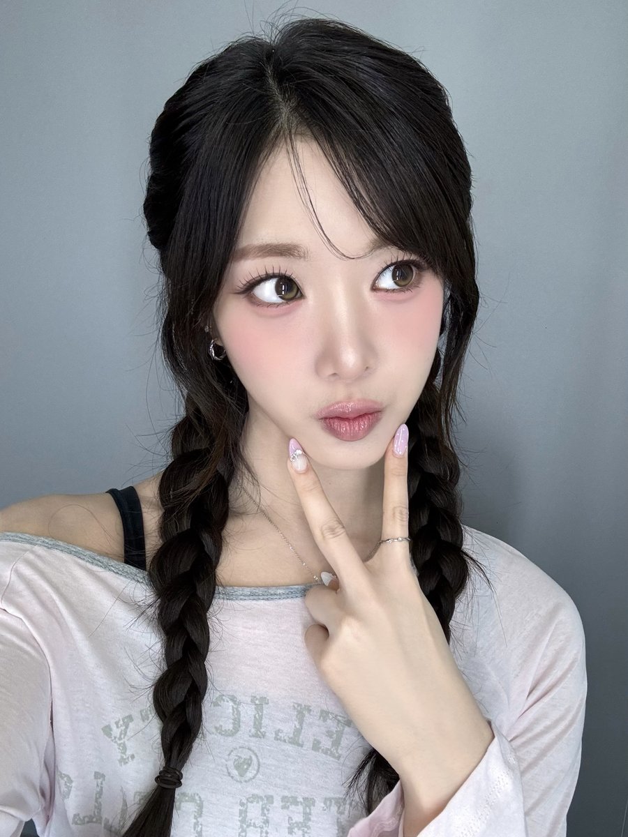 tripleS official tweet media