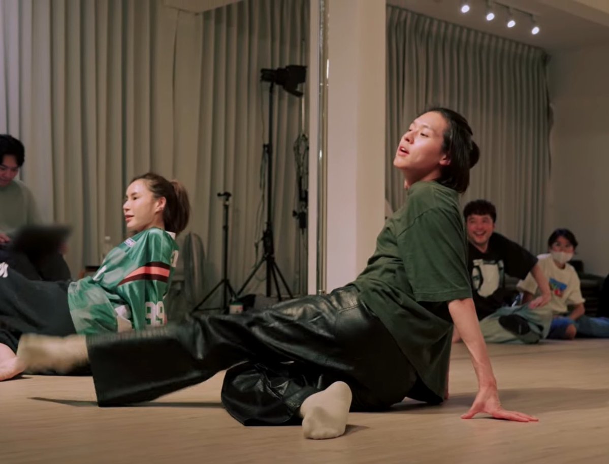 le soleil et la lune tweet media