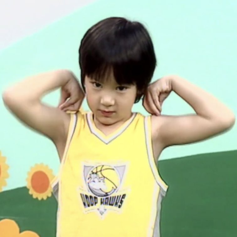 mycutienanonie's tweet photo. น้องเสื้อเหลืองกล้ามโตๆเหมือนกันเยยอะ 

 #mynameisnanon https://t.co/D1hu4wbNVT