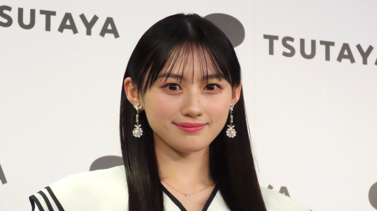 TBS_geino's tweet photo. 乃木坂46・川﨑桜

大学卒業で
「肩の荷が下りた」

今後は
「制服モノの作品に出るのが夢」

学生役に意欲

#乃木坂46 #川﨑桜

https://t.co/3zmoq0ypG1 https://t.co/2tZoMhO51K
