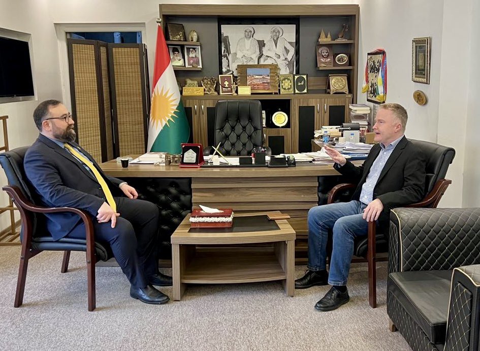 FORB_iraq's tweet image. Conversations make difference

Also in exchanges with senior political leaders, one thing becomes clear: When committed people come together, listen and think openly, something new begins to grow.

This is where future stories are shaped.

#Iraq #Kurdistan #Dialogue

@AnoAbdoka