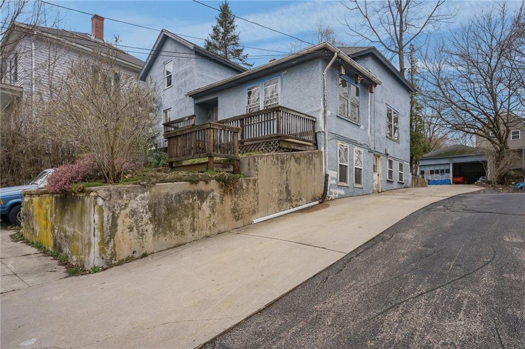 EmilyKRealtor's tweet photo. 📅 OPEN HOUSE | ⏰ Wed, Apr 15, 2026 03:30 PM - 05:00 PM

🏠 7 Shippee Avenue, West Warwick, RI 02893

https://t.co/2bIeDEeEjZ https://t.co/iUVI1K2QFE