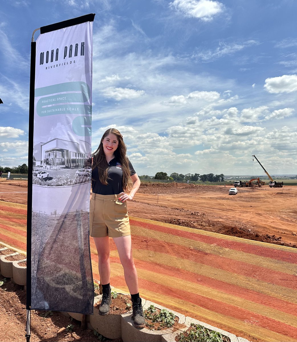 Ash Müller tweet media