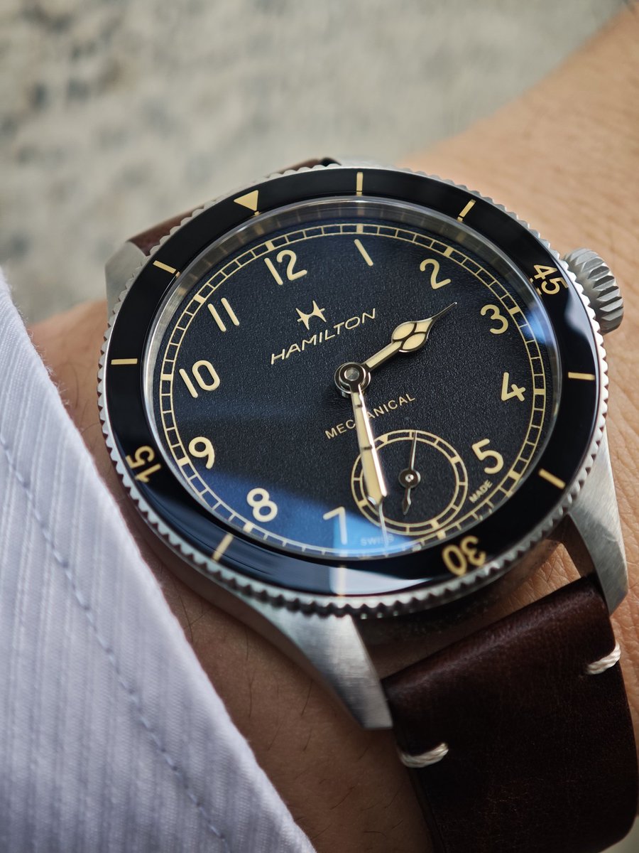 tamukun's tweet image. 色々と新作が発表されてますね辞書上がったオイラは、出来るだけ見ないようにしないとです。今日は、カーキ アビエーション パイロット パイオニア メカニカルさん。 #Hamilton  #ハミルトン