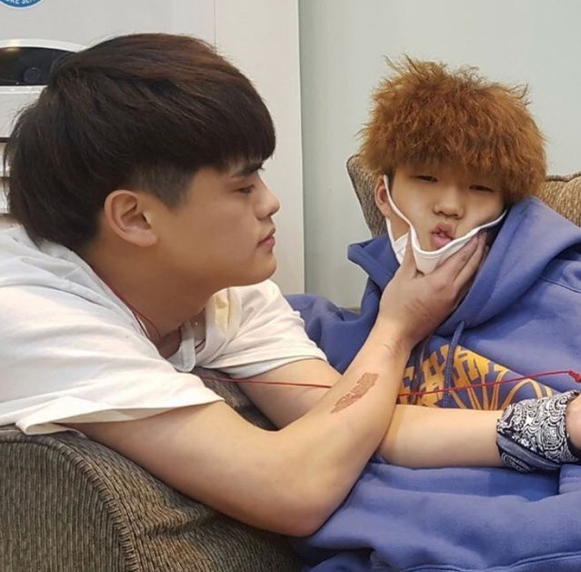 Show Me The SUBS tweet media