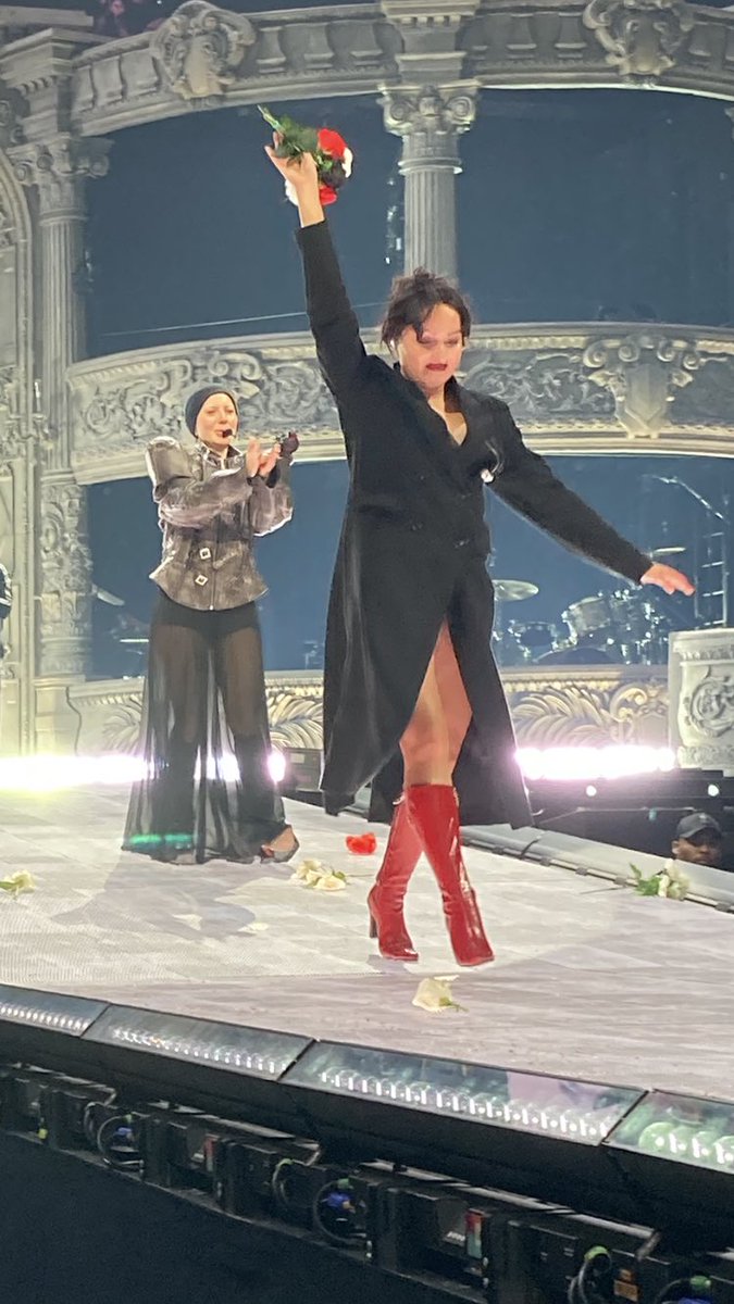 monster_dave's tweet photo. Mistress of mayhem, taking her final bow at the Mayhem Ball 😭 https://t.co/yOCcZ7mqJs