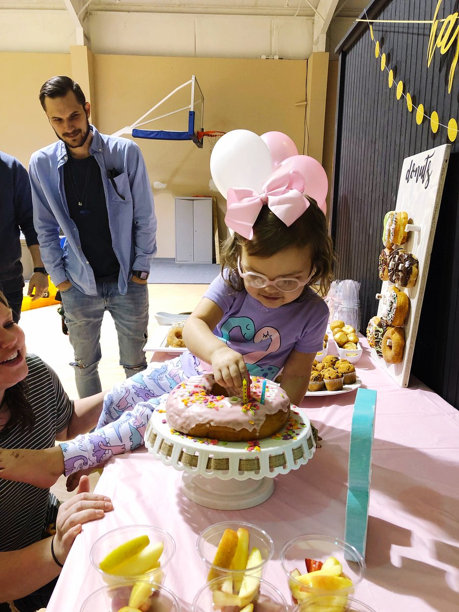 ParthValia's tweet image. "5 mins of 'kitchen helper' fun = 100% happy memories!  Let your little one stir, pour, and learn—small moments, big smiles! #ParentingJoy #KidApproved"