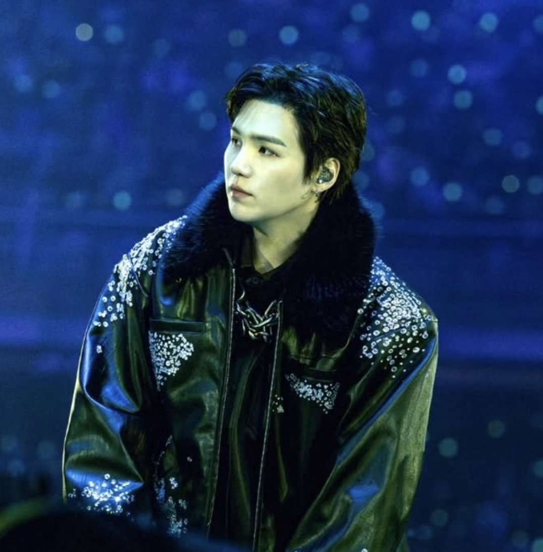 Me dio mucha vibra al "esta es la piel d un asessssin0 bella