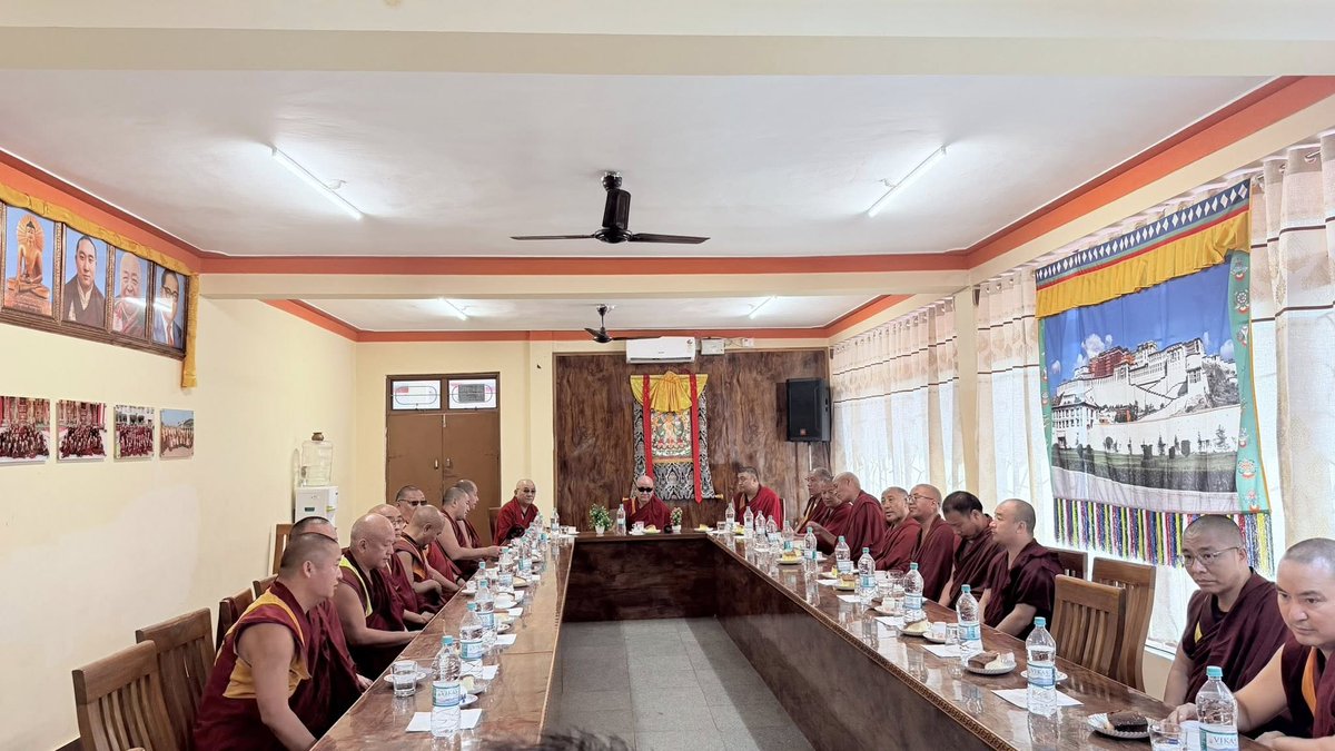 DREPUNG GOMANG SCHOOL tweet media