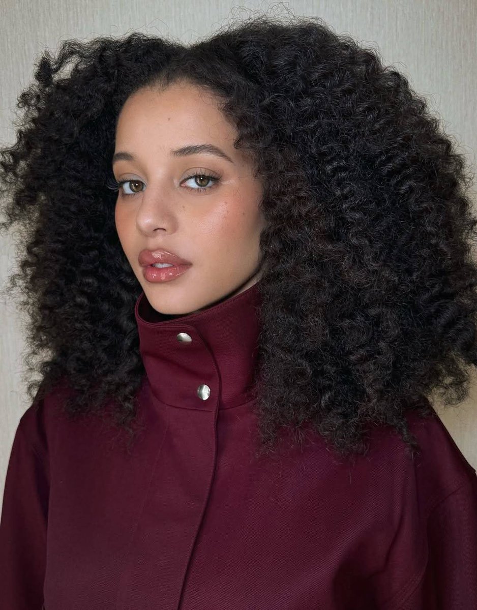 𝘾𝙚𝙡𝙚𝙗𝙕𝙤𝙣𝙚 tweet media