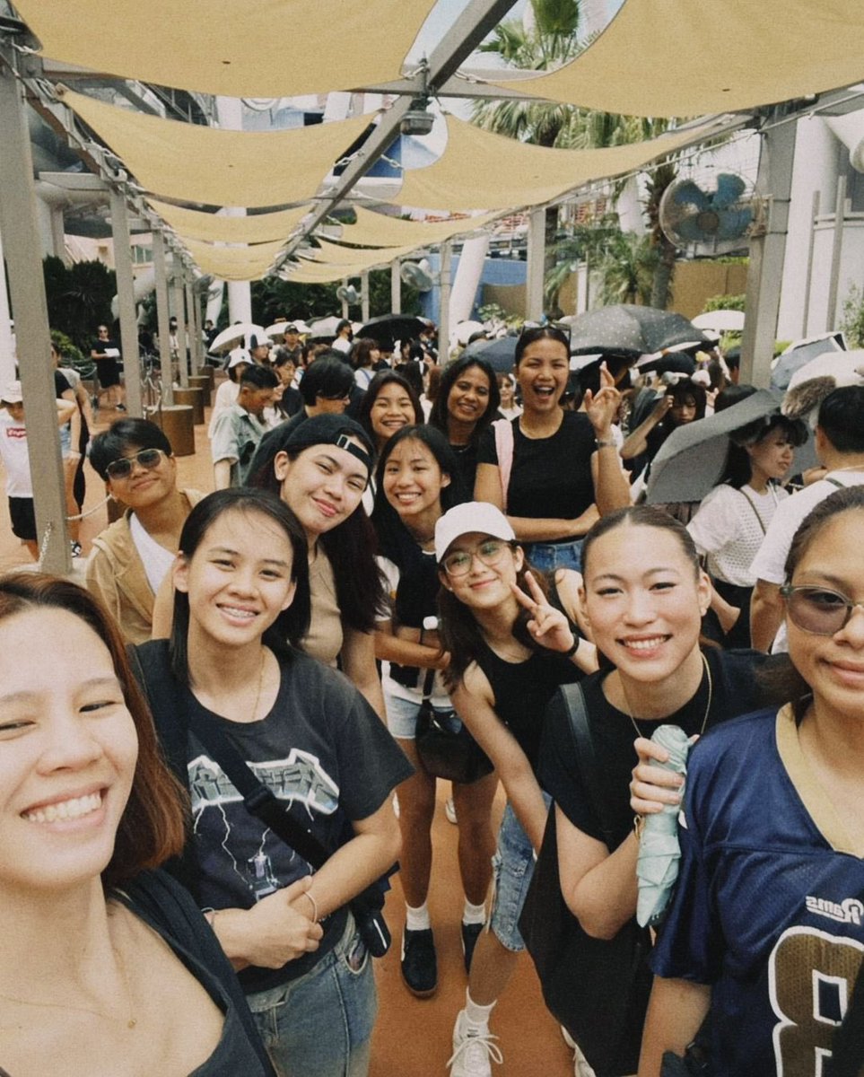 rainuh ˙⋆✮ tweet media