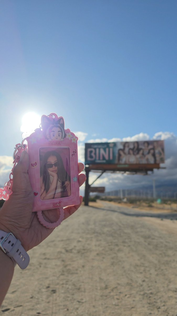 gets ko yung may travel buddy palagi na dala dala 🩷