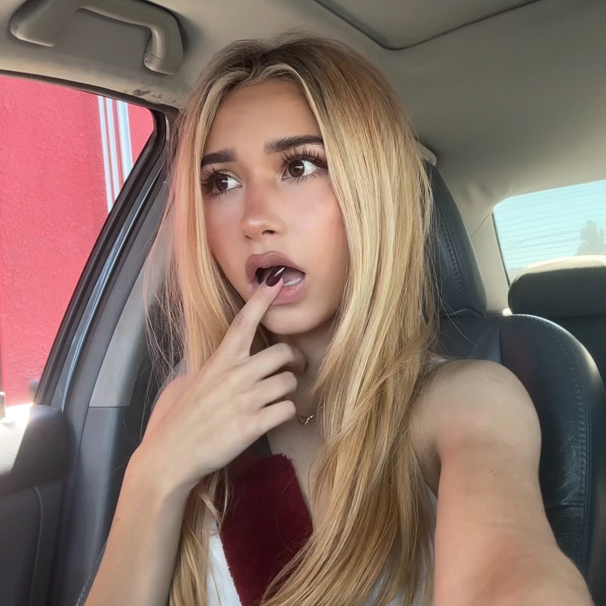 🐈‍⬛ tweet media