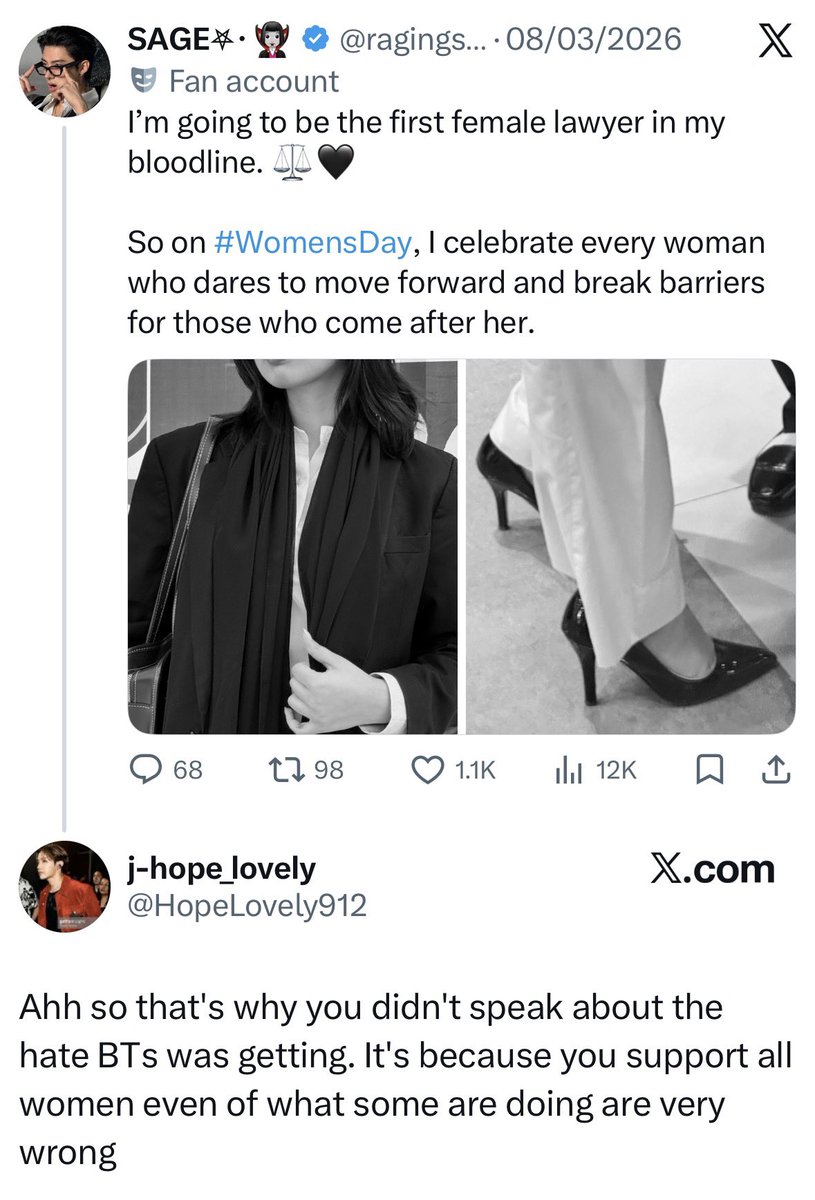 ragingsapphic_'s tweet image. Completely unprovoked btw😭😭😭😭