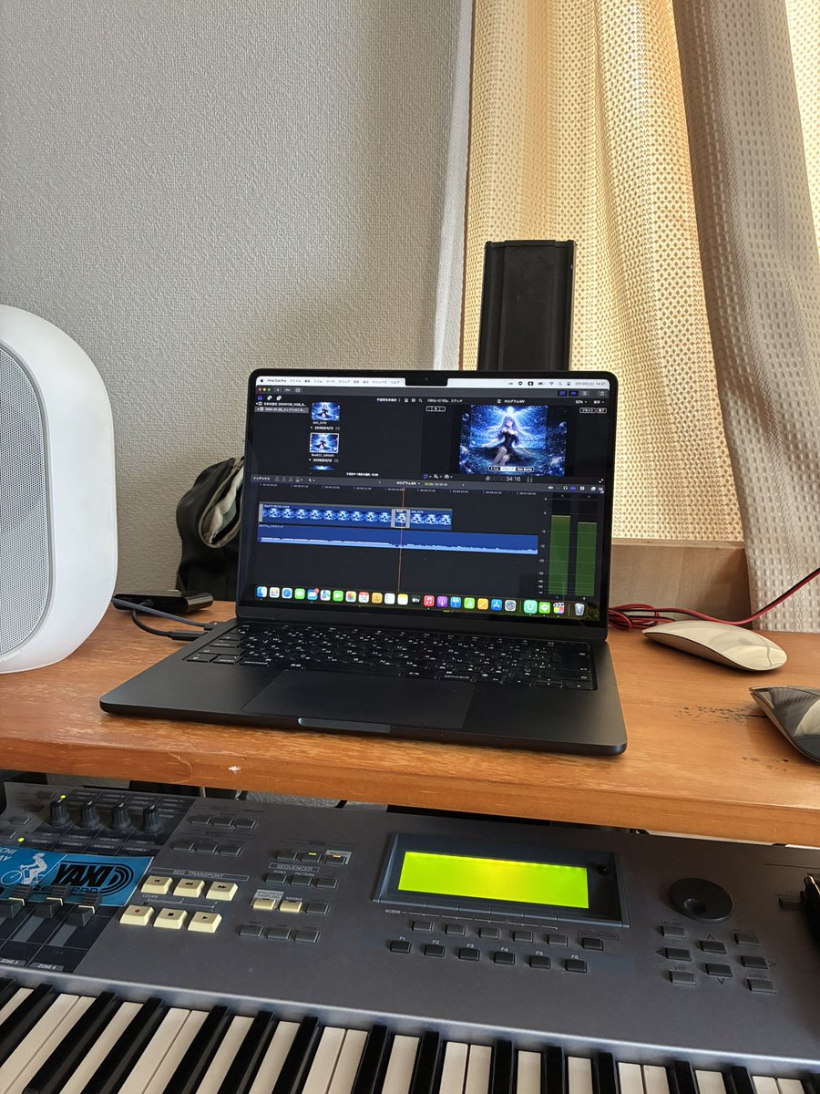 トシch tweet media