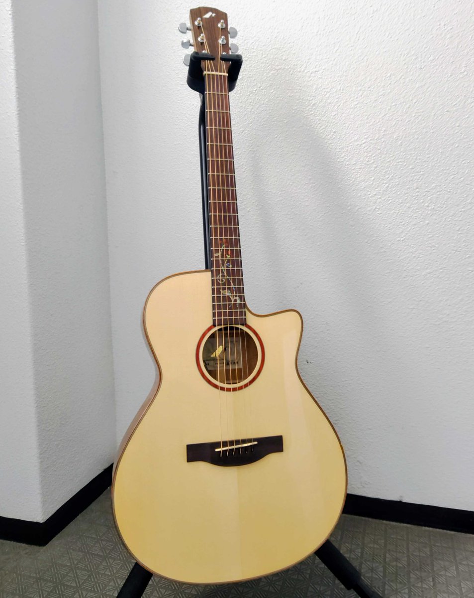 モーリスギター新製品 R-93 https://t.co/gR4pUbq2ER 通常のRシリーズ 