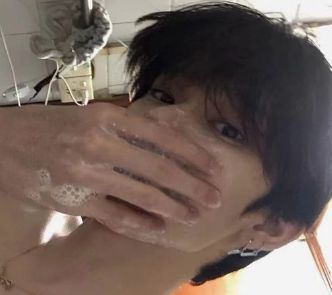 Hyun ☕️ tweet media