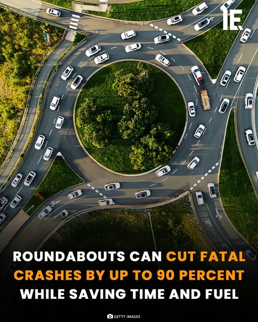 IntEngineering's tweet image. Data from the U.S. Federal Highway Administration shows roundabouts can reduce fatal crashes by up to 90%, injury crashes by 76%, and cut wait times by up to 89%. They also lower fuel use by around 30% thanks to smoother traffic flow. Would you include more roundabouts in your