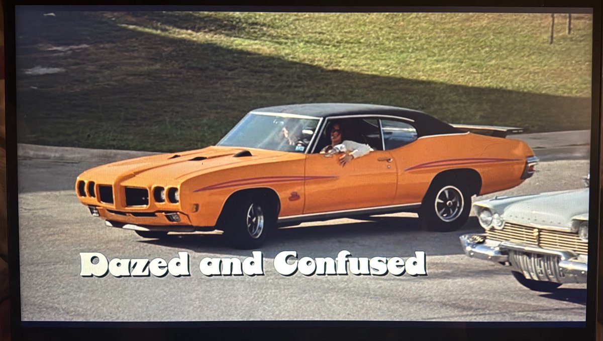 rollisitemple's tweet image. 🧵Here’s my thread of #DazedAndConfused for @daphnexmoon!