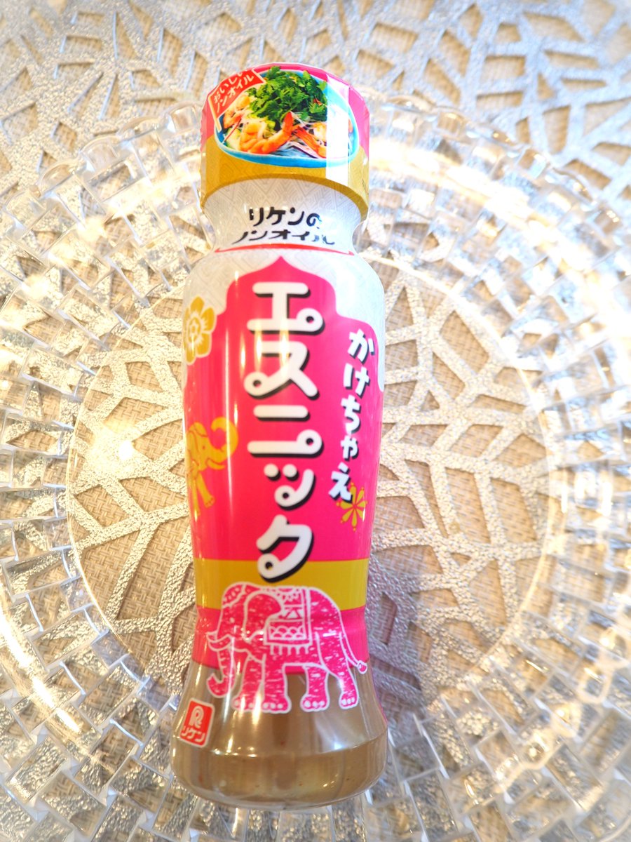 hideko_akaha's tweet photo. かけるだけで簡単にエスニック料理✨
理研HPのレシピにあった「マロニーちゃんでパッタイ風」を作ってみました🍳
卵を入れたら更にパッタイに近くなり美味しかった😋👍
#プロモーション #理研ビタミンから提供いただきました #RSP114に参加しました #サンプル百貨店 #リケンのノンオイル #エスニック https://t.co/rzrf6cCKLK