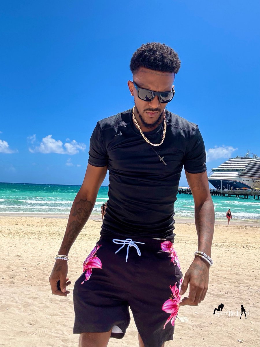 Shotbykoni tweet media