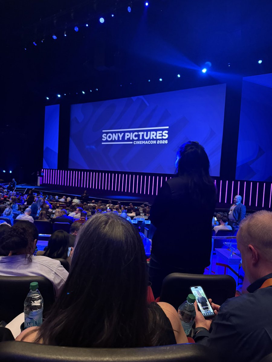 Logan Mitts @ CinemaCon tweet media