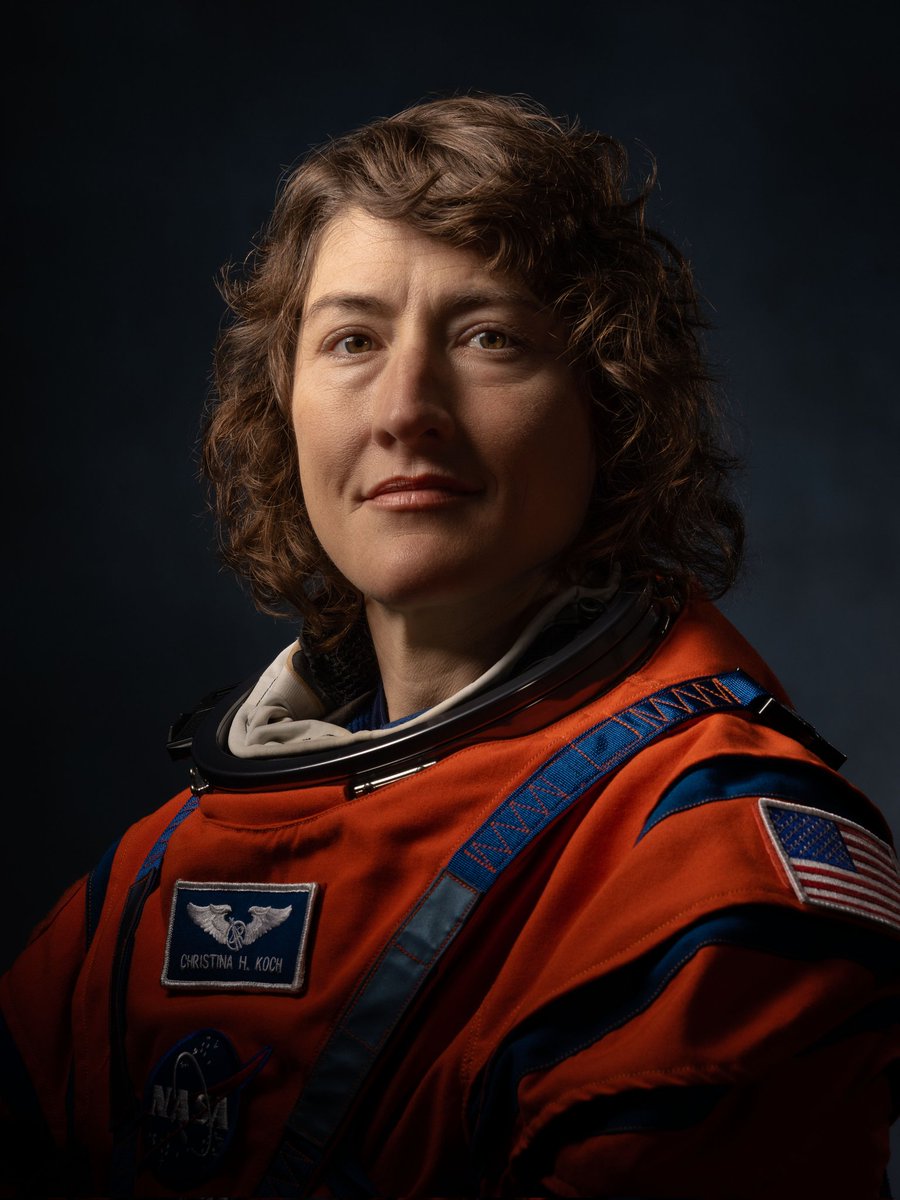 TheTSDaily's tweet image. 📲| Astronaut Christina Koch, part of the Artemis II crew, recently posted a new photo on Instagram using “Bigger Than the Whole Sky” by Taylor Swift as the audio.