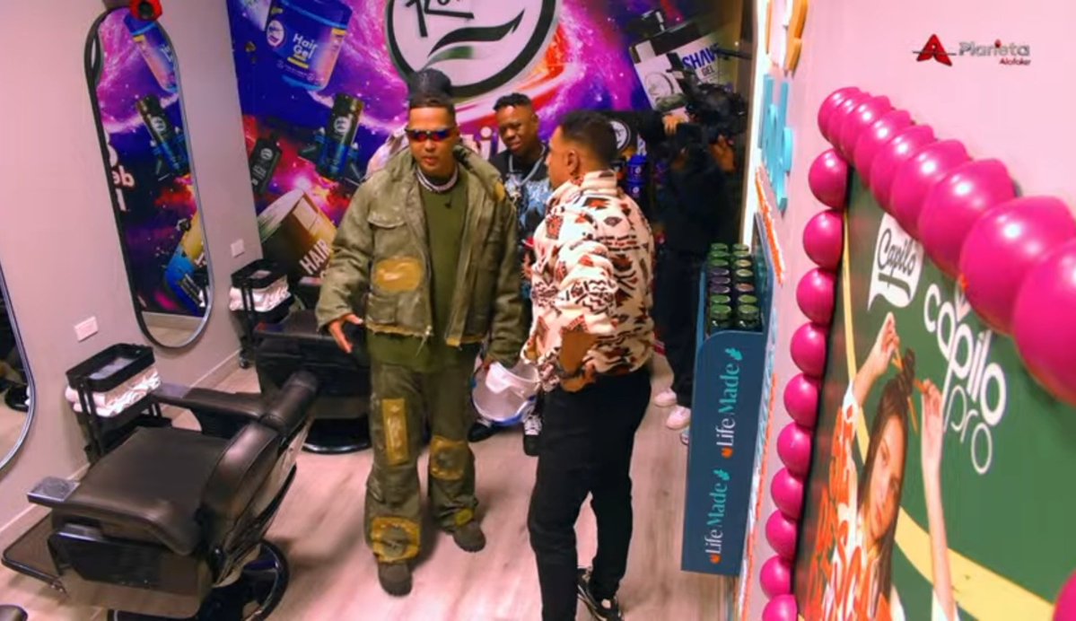 ANGIE 🦋 tweet media