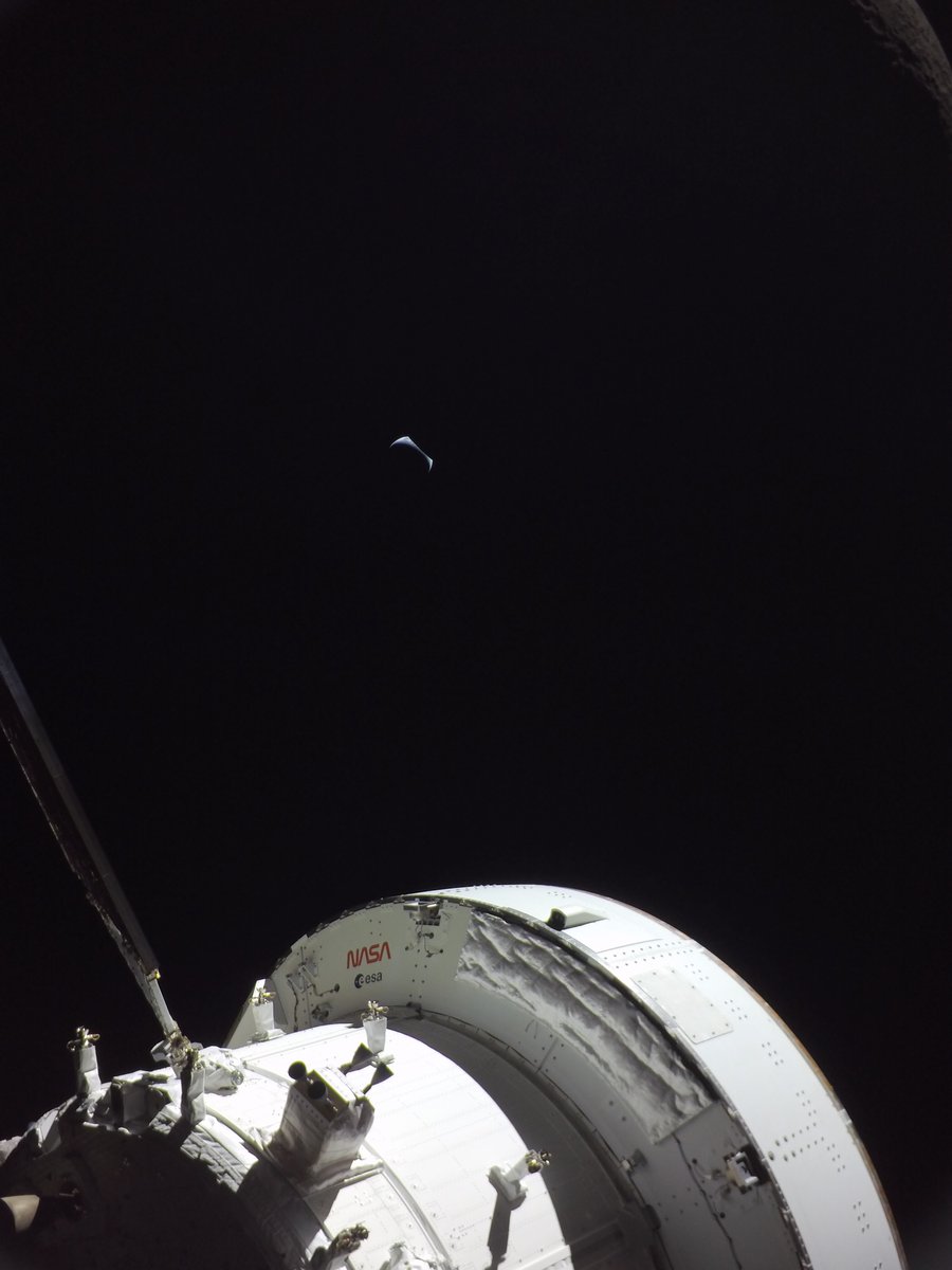 NASA เผยภาพความละเอียดสูง วินาที 'โลกขึ้น' จากขอบฟ้าดวงจันทร์ ที่ถ่ายโดยกล้อง GoPro นอกยานอวกาศของอาร์เทมิส 2 ซึ่งมีประเทศไทยอยู่ในเฟรมนี้!

ภาพนี้ถูกบันทึกในช่วงเสี้ยววินาทีที่โลกขึ้นจากขอบฟ้าดวงจันทร์ หลังจากที่ยาน Integrity ได้บินผ่านใกล้ดวงจันทร์สำเร็จ