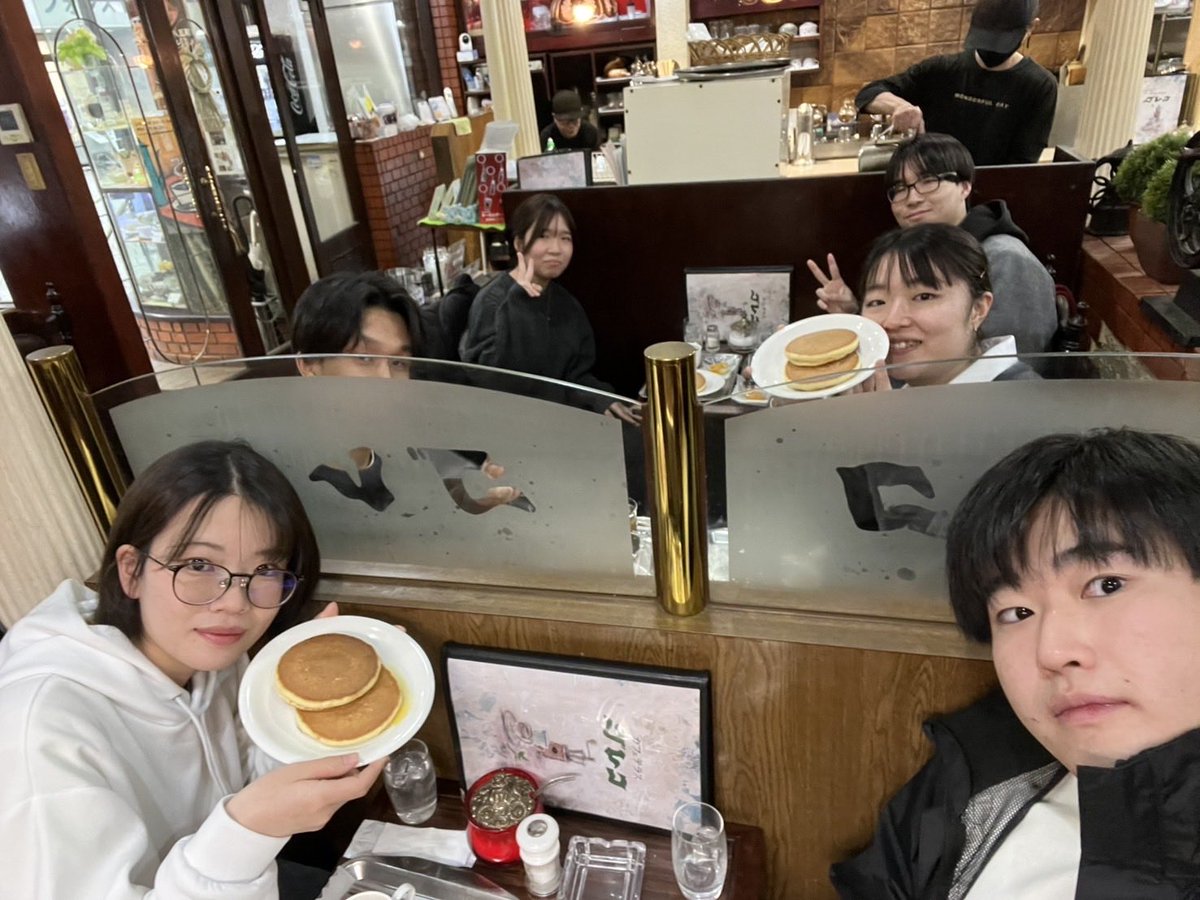 acappellasing1's tweet photo. ◯所属チーム紹介◯

No.4 ひだまりほっとけーき

みなさんこんにちは、私たちは
ひだまりほっとけーきです
ひだまりのようなあったかい雰囲気で聴く人を癒します☀️
ホットケーキが好きな、明るい曲をお届けするチームです🥞
みなさんを包み込むような優しいハーモニーをお楽しみください🫶 https://t.co/MwgbVq10NJ